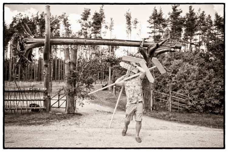 Trouwen in het buitenland, Cyrille Maratray